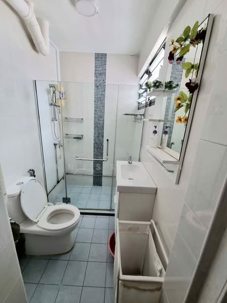 337 Bukit Batok Street 34, 337 Bukit Batok Street 34, Room Rental, 150 sqft, HDB Flat For Rent, by Vanessa Tan, 24452682 - PropertyGuru.com.sg