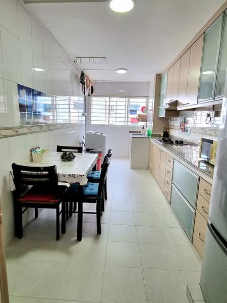 337 Bukit Batok Street 34, 337 Bukit Batok Street 34, Room Rental, 150 sqft, HDB Flat For Rent, by Vanessa Tan, 24452682 - PropertyGuru.com.sg