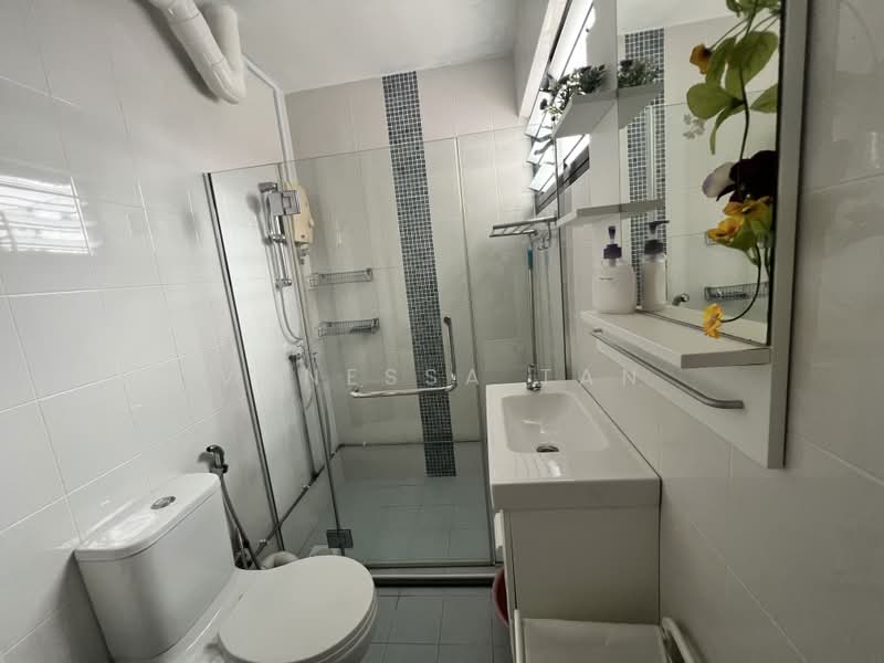 337 Bukit Batok Street 34, 337 Bukit Batok Street 34, Room Rental, 150 sqft, HDB Flat For Rent, by Vanessa Tan, 24452682 - PropertyGuru.com.sg