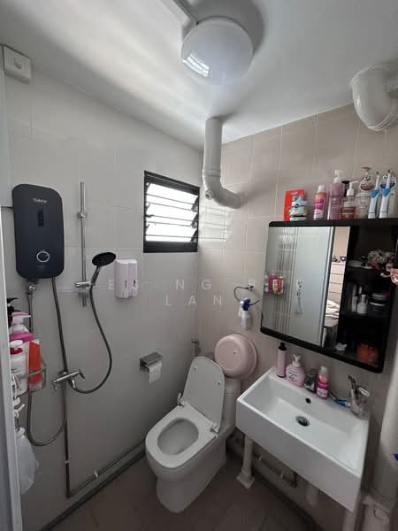 157 Tampines Street 12, 157 Tampines Street 12, Room Rental, 200 sqft, HDB Flat For Rent, by Jes Ng Bee Lan, 24454584 - PropertyGuru.com.sg