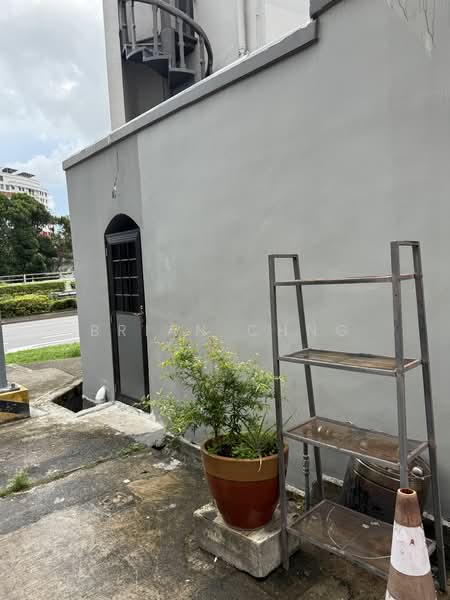 Upper Serangoon Road, 464 Upper Serangoon Road, 800 sqft, Shop / Shophouse For Rent, by Brian Chng, 24456103 - CommercialGuru.com.sg