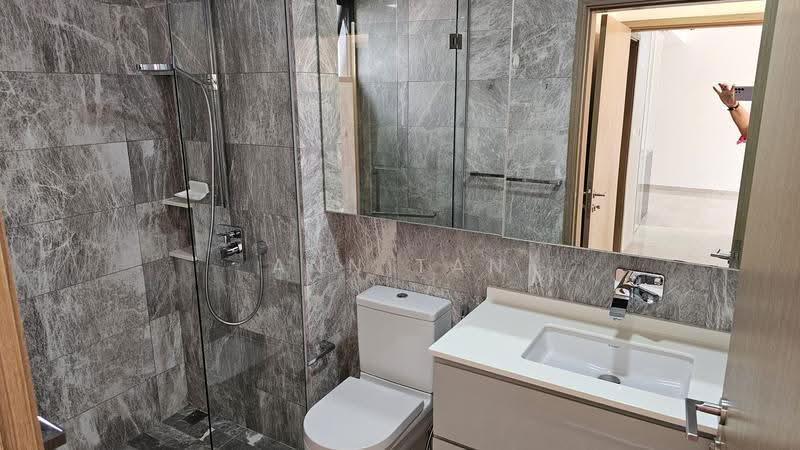 The Lush, 32 Duku Road, East Coast / Marine Parade, 2 Bedrooms, 818 sqft, Condominium For Rent, by Ann Tan, 24456320 - Bathroom - PropertyGuru.com.sg