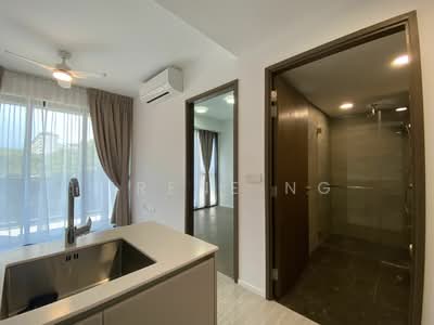 For Rent - Parc Esta