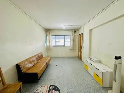 For Rent - 144 Tampines Street 12