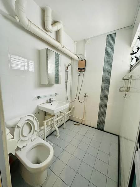 144 Tampines Street 12, 144 Tampines Street 12, 2 Bedrooms, 786 sqft, HDB Flat For Rent, by Janice Ting, 24457224 - PropertyGuru.com.sg