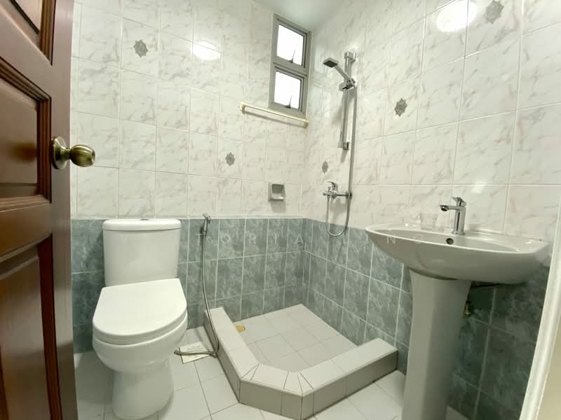 Avila Gardens, 9 Flora Road, Room Rental, 100 sqft, Condominium For Rent, by Victoria Ling, 24457531 - PropertyGuru.com.sg