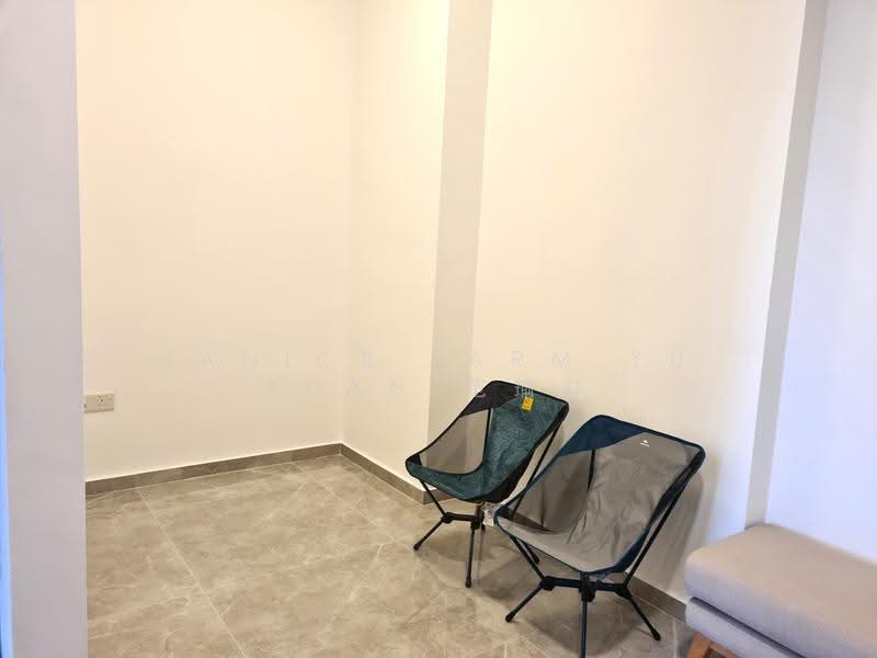 Mayfair Gardens, 8 Rifle Range Road, Clementi Park / Upper Bukit Timah, 1 Bedroom, 560 sqft, Condominium For Rent, by Janice Farm, 24457676 - PropertyGuru.com.sg