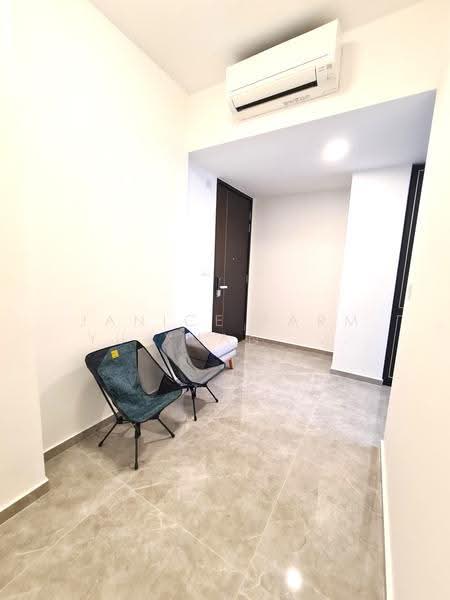 Mayfair Gardens, 8 Rifle Range Road, Clementi Park / Upper Bukit Timah, 1 Bedroom, 560 sqft, Condominium For Rent, by Janice Farm, 24457676 - PropertyGuru.com.sg