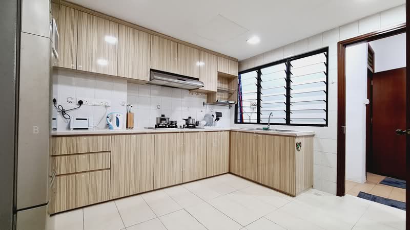 Chiltern Park, 131 Serangoon Avenue 3, Room Rental, 100 sqft, Condominium For Rent, by Bespoke Habitat Pte Ltd, 24459291 - Kitchen - PropertyGuru.com.sg