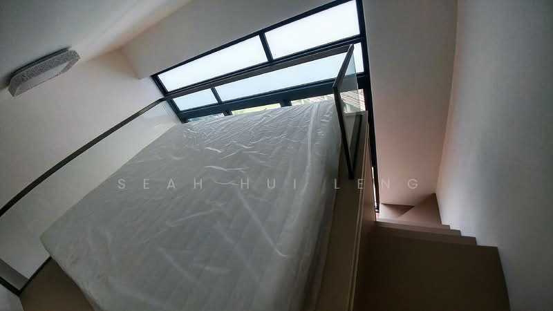 J Gateway, 2 Gateway Drive, 2 Bedrooms, 678 sqft, Condominium For Rent, by Seah Hui Leng, 24461310 - PropertyGuru.com.sg