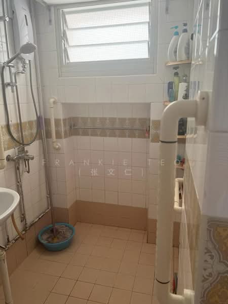 829 Jurong West Street 81, 829 Jurong West Street 81, Room Rental, 150 sqft, HDB Flat For Rent, by Frankie Teo (张文仁), 24461667 - Blk 829 - PropertyGuru.com.sg