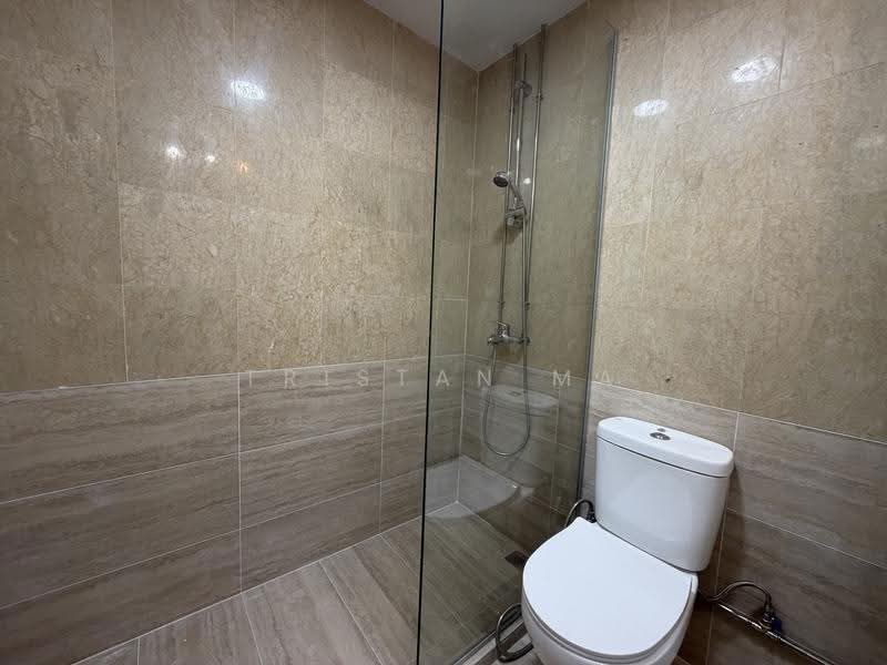 The Daffodil, 568 Upper East Coast Road, Bedok / Upper East Coast, 2 Bedrooms, 731 sqft, Apartment For Rent, by Tristan Ma Siu Yuen, 24463263 - Bathroom - PropertyGuru.com.sg