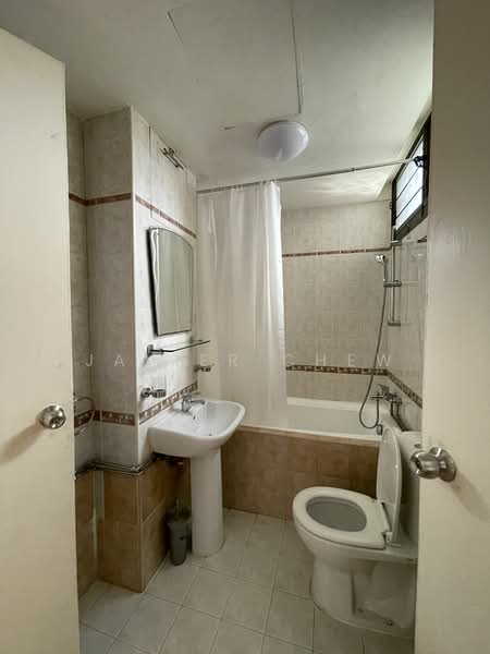 Hillcrest Arcadia, 255 Arcadia Road, 3 Bedrooms, 1,798 sqft, Condominium For Rent, by Javier Chew, 24463760 - PropertyGuru.com.sg