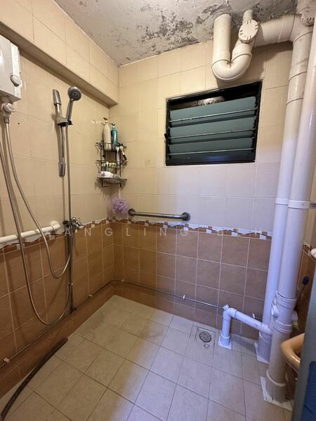 2 Bedok South Avenue 1, 2 Bedok South Avenue 1, Bedok / Upper East Coast, Room Rental, 110 sqft, HDB Flat For Rent, by KangLing Beh, 24464010 - PropertyGuru.com.sg