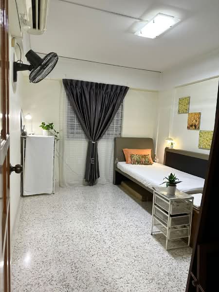 557 Ang Mo Kio Avenue 10, 557 Ang Mo Kio Avenue 10, Room Rental, 200 sqft, HDB Flat For Rent, by Anndelle Lee (Ann Lee), 24464525 - PropertyGuru.com.sg
