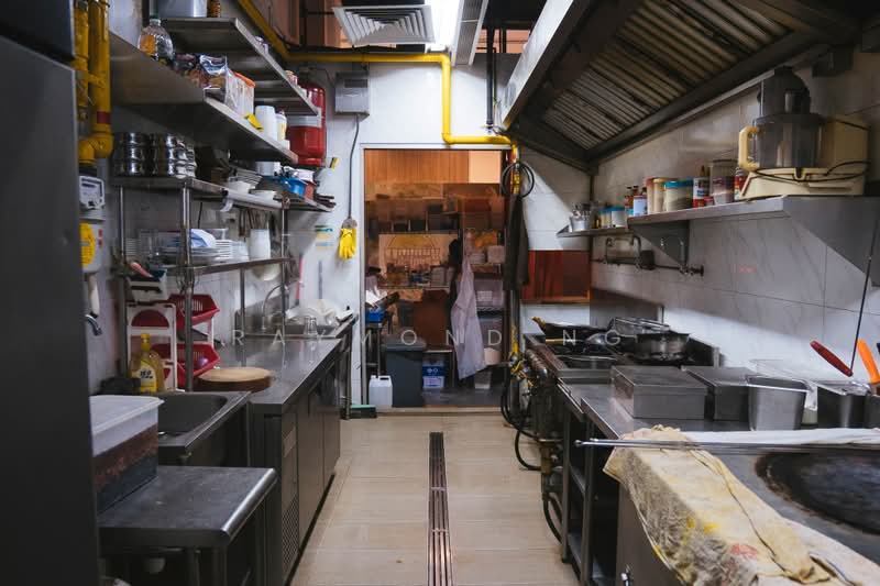 Alexandra Central, 321 Alexandra Road singapore, 915 sqft, Food & Beverage For Rent, by Raymond Ng, 24464529 - CommercialGuru.com.sg