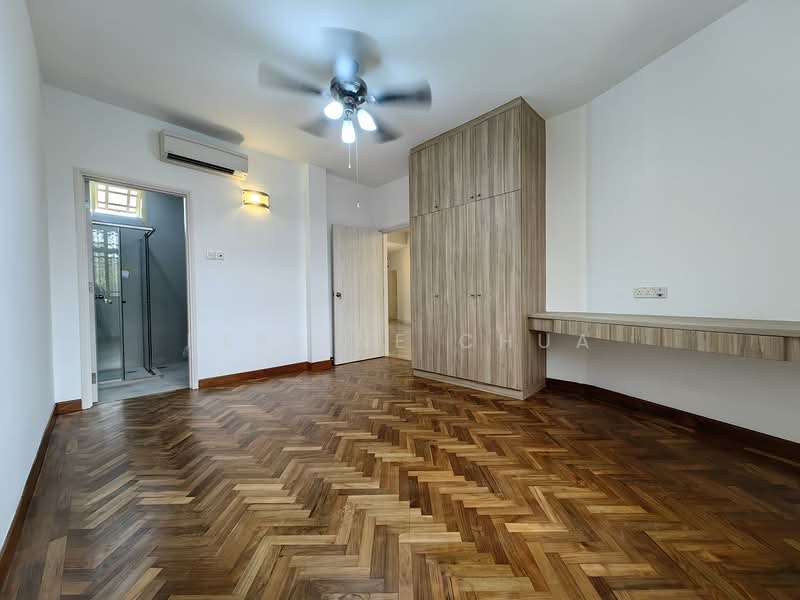 Orange Regency, 101 Fernhill Road, 3 Bedrooms, 2,422 sqft, Apartment For Rent, by Perline Chua, 24464863 - PropertyGuru.com.sg