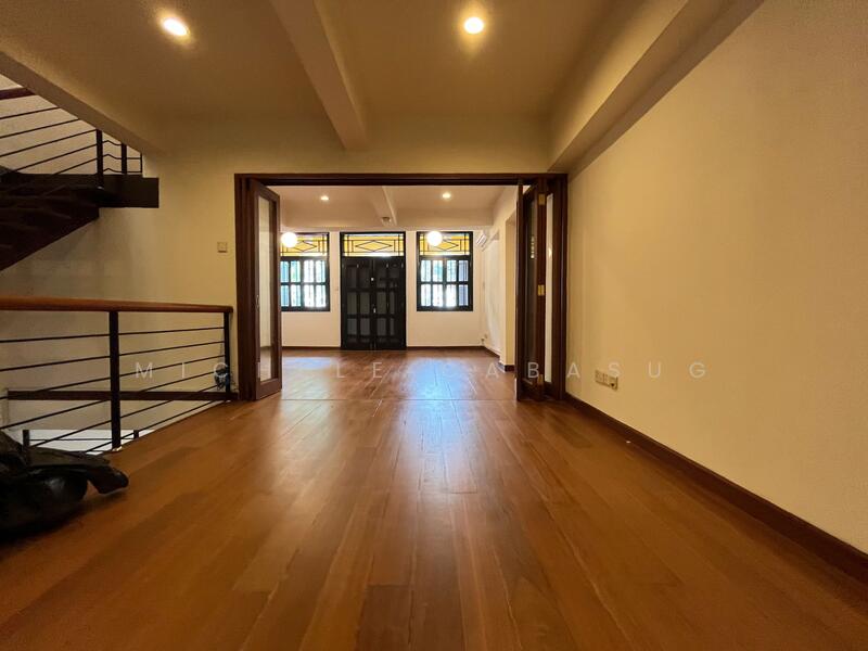 For Rent - Charming River Valley House