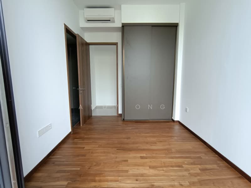 Parc Komo, 963 Upper Changi Road North, 2 Bedrooms, 732 sqft, Condominium For Rent, by Andy Ong, 24465421 - master bedroom - PropertyGuru.com.sg