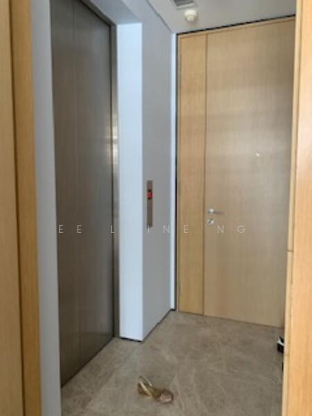 Private lift lobby