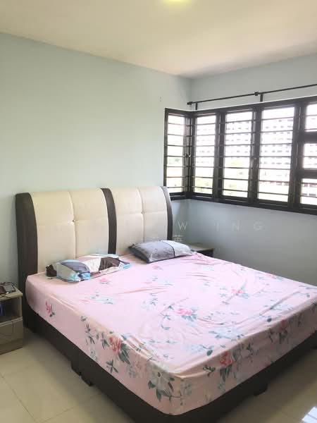 29 Ghim Moh Link, 29 Ghim Moh Link, 3 Bedrooms, 1,001 sqft, HDB Flat For Rent, by Ang Siew Ing 洪秀英, 24466535 - Master bedroom - PropertyGuru.com.sg