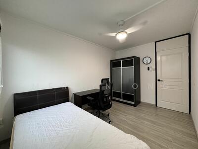 For Rent - 329 Serangoon Avenue 3