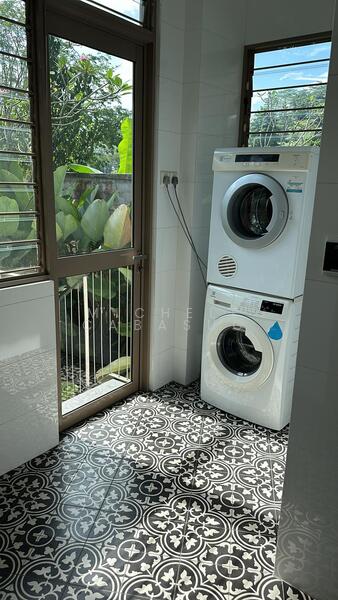 Resort Style Home in Bukit Timah, Hua Guan Avenue, 4 Bedrooms, 5,700 sqft, Bungalow House For Rent, by Michele Cabasug, 24467202 - PropertyGuru.com.sg