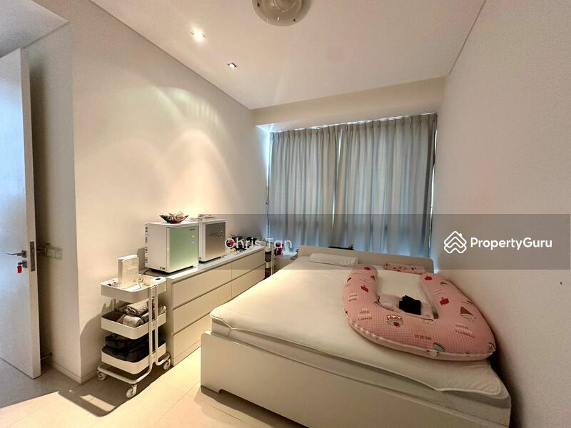 For Sale - Scotts Square