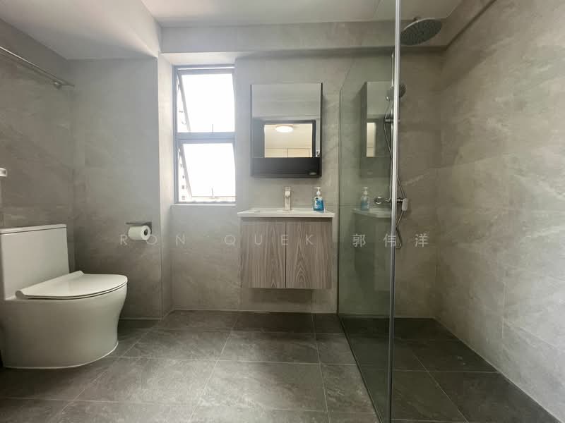 Aquarius By The Park, 13 Bedok Reservoir View, 3 Bedrooms, 1,206 sqft, Condominium For Rent, by Ron Quek 郭伟洋, 24468432 - PropertyGuru.com.sg