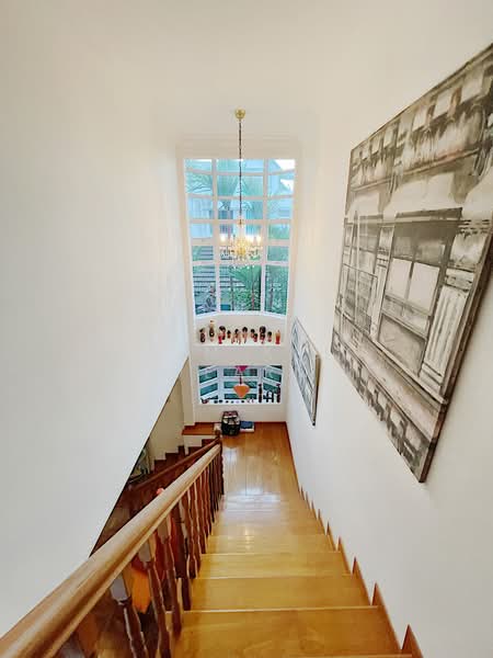 Serangoon Garden Estate, 77 Chiselhurst Grove, 6 Bedrooms, 3,391 sqft, Detached House For Rent, by Lim Kai Vearn, 24469499 - PropertyGuru.com.sg