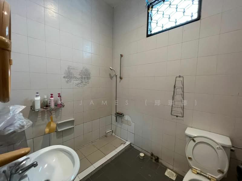 Co-living Corner Terrace @ Langsat, Langsat, 6 Bedrooms, 2,000 sqft, Corner Terrace For Rent, by Jen James (邱瑞蓁), 24470516 - PropertyGuru.com.sg