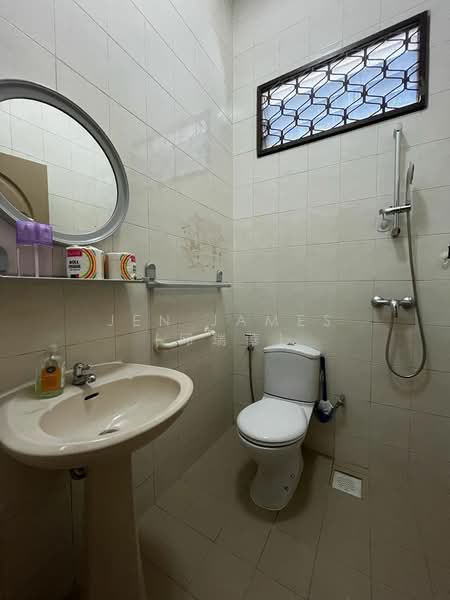 Co-living Corner Terrace @ Langsat, Langsat, 6 Bedrooms, 2,000 sqft, Corner Terrace For Rent, by Jen James (邱瑞蓁), 24470516 - PropertyGuru.com.sg