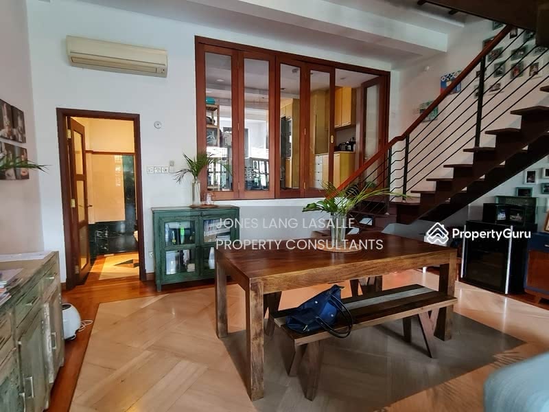 For Rent - River Valley Road