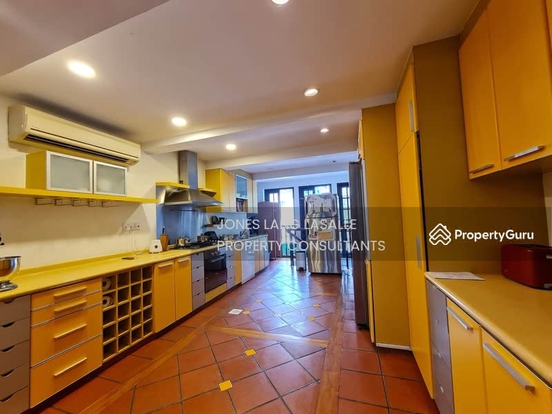 For Rent - River Valley Road