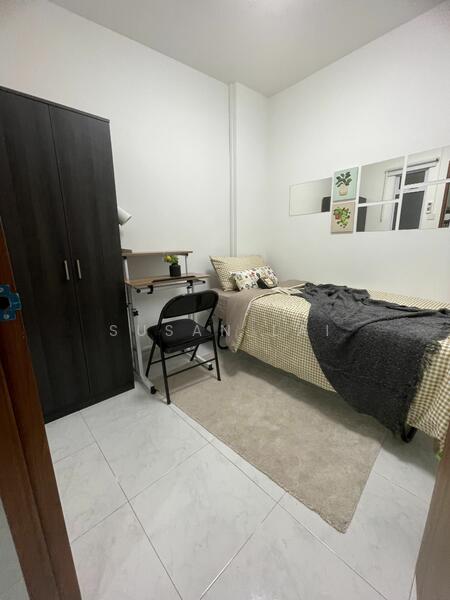 For Rent - The Plaza