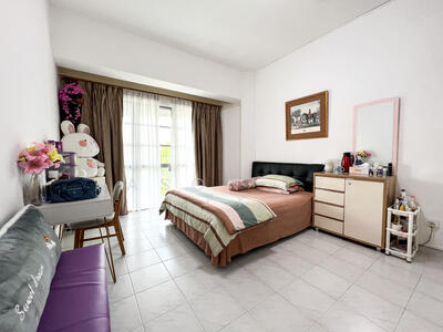 For Sale - The Riverside Piazza