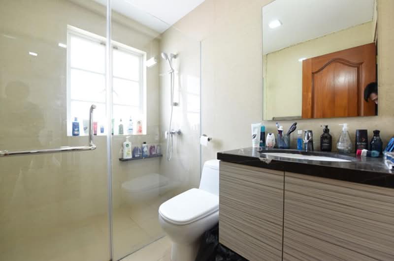 Gentle Villas, 71 Gentle Drive, 5 Bedrooms, 7,382 sqft, Bungalow House For Rent, by Alice Yap, 24472554 - PropertyGuru.com.sg