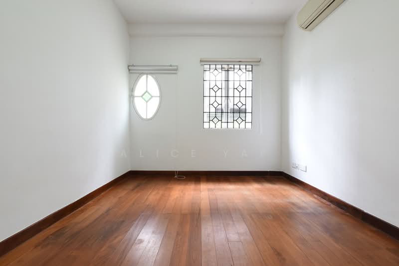 Gentle Villas, 71 Gentle Drive, Newton / Novena, 5 Bedrooms, 7,382 sqft, Bungalow House For Rent, by Alice Yap, 24472554 - PropertyGuru.com.sg