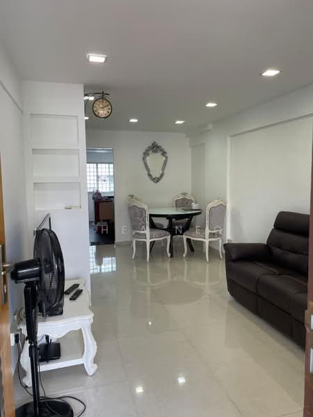 586 Ang Mo Kio Avenue 3