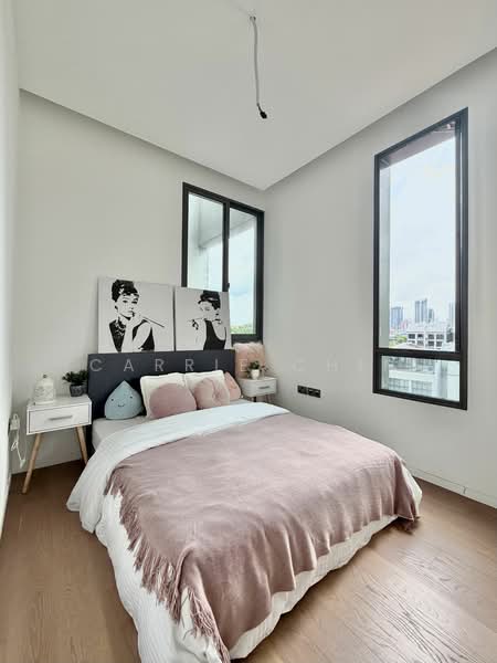 For Sale - 10 Evelyn