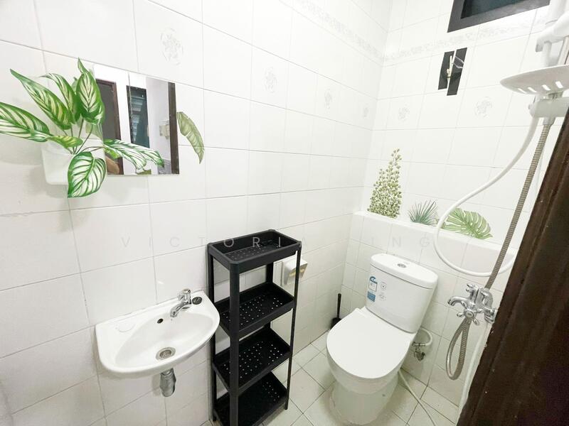 Hume Park I, 1 Hume Avenue, Room Rental, 180 sqft, Condominium For Rent, by Victoria Ling, 24476329 - PropertyGuru.com.sg