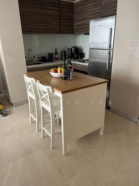 Commonwealth Towers, 230 Commonwealth Avenue, 2 Bedrooms, 700 sqft, Condominium For Rent, by Jocelyn Tan, 24477165 - PropertyGuru.com.sg