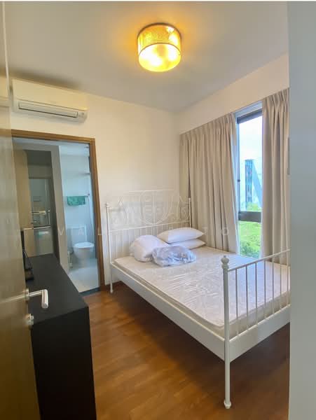 Studios@Tembeling, 233 Tembeling Road, 1 Bedroom, 355 sqft, Condominium For Rent, by Valerie Toh, 24477862 - PropertyGuru.com.sg