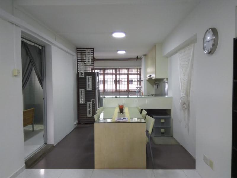 101 Aljunied Crescent, 101 Aljunied Crescent, Eunos / Geylang / Paya Lebar, 2 Bedrooms, 721 sqft, HDB Flat For Rent, by Ron Koh, 24477922 - PropertyGuru.com.sg