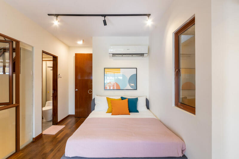 8 Dafne Street - Master Room, Dafne Street, 1 Bedroom, 161 sqft, Terraced House For Rent, by Cove, 24478435 - Blue room - master - PropertyGuru.com.sg