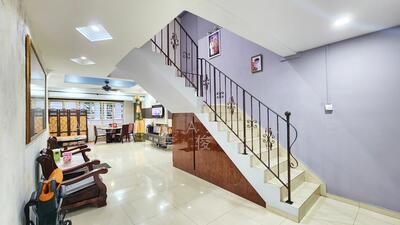 For Sale - 559 Jurong West Street 42