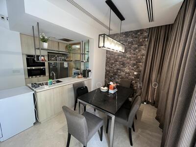 For Sale - Thomson Three