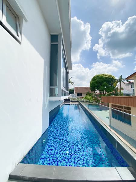 Jalan sindor, 2.5 STOREY MODERN DESIGN SEMI DETACH, 7 Bedrooms, 6,500 sqft, Semi-Detached House For Sale, by Albert Peh, 24479930 - PropertyGuru.com.sg