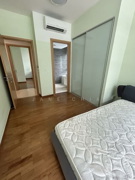 Luxe Ville Condominium For Sale at S$ 2,400,000 | PropertyGuru Singapore