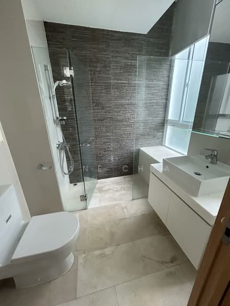 Luxe Ville Condominium For Sale at S$ 2,400,000 | PropertyGuru Singapore